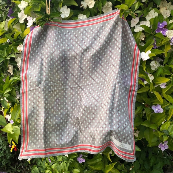 SOLD!!  Anne Klein Silk Square Scarf - Picture 5 of 5